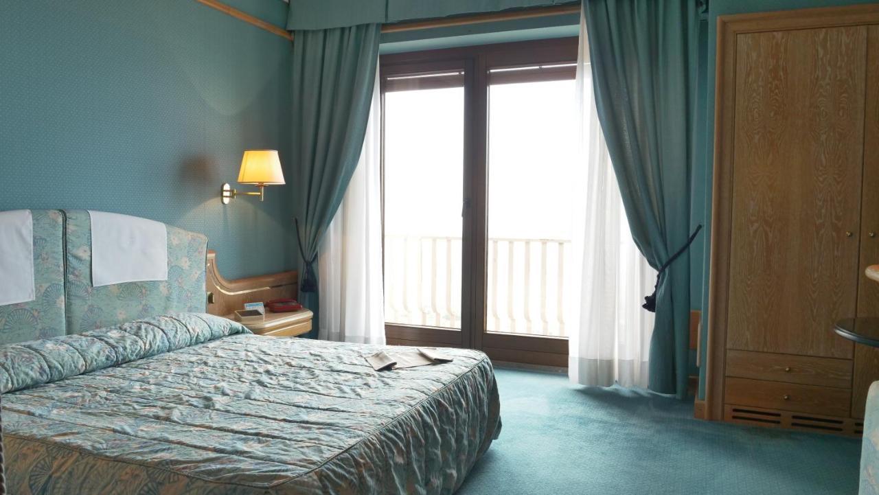501 Hotel فيبو فالينتيا المظهر الخارجي الصورة