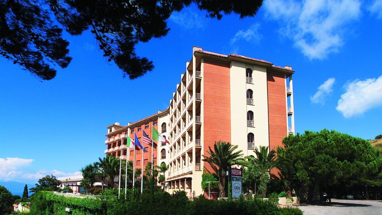 501 Hotel فيبو فالينتيا المظهر الخارجي الصورة